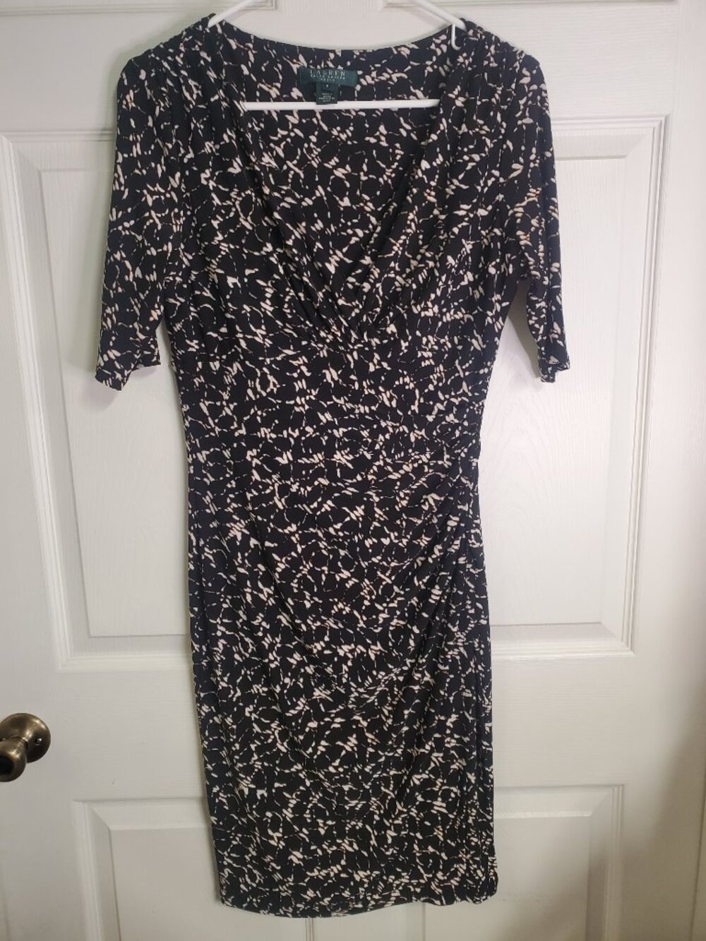 Lauren Ralph Lauren Women’s Black Crossover V-Neck Half Sleeve Sheath Dress 8